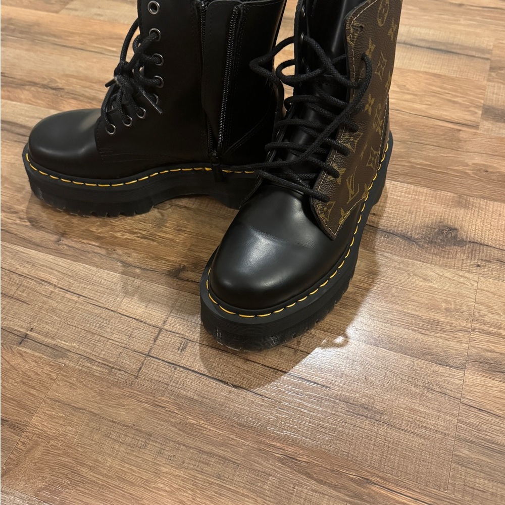 LV Doc Martens Men’s size 6 woman’s 7.5/8
